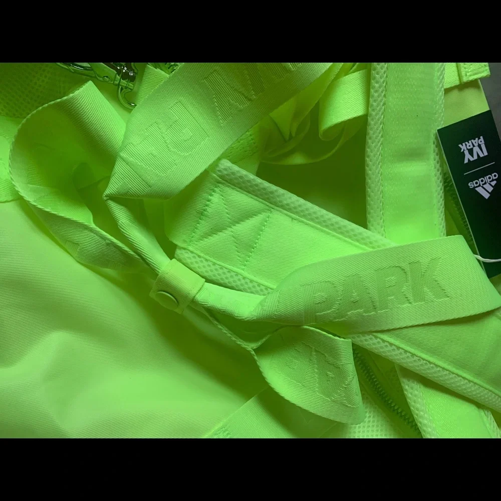 Adidas X Ivy Park Beyoncé Logo Duffel HiRes Yellow - Picture 4 of 8